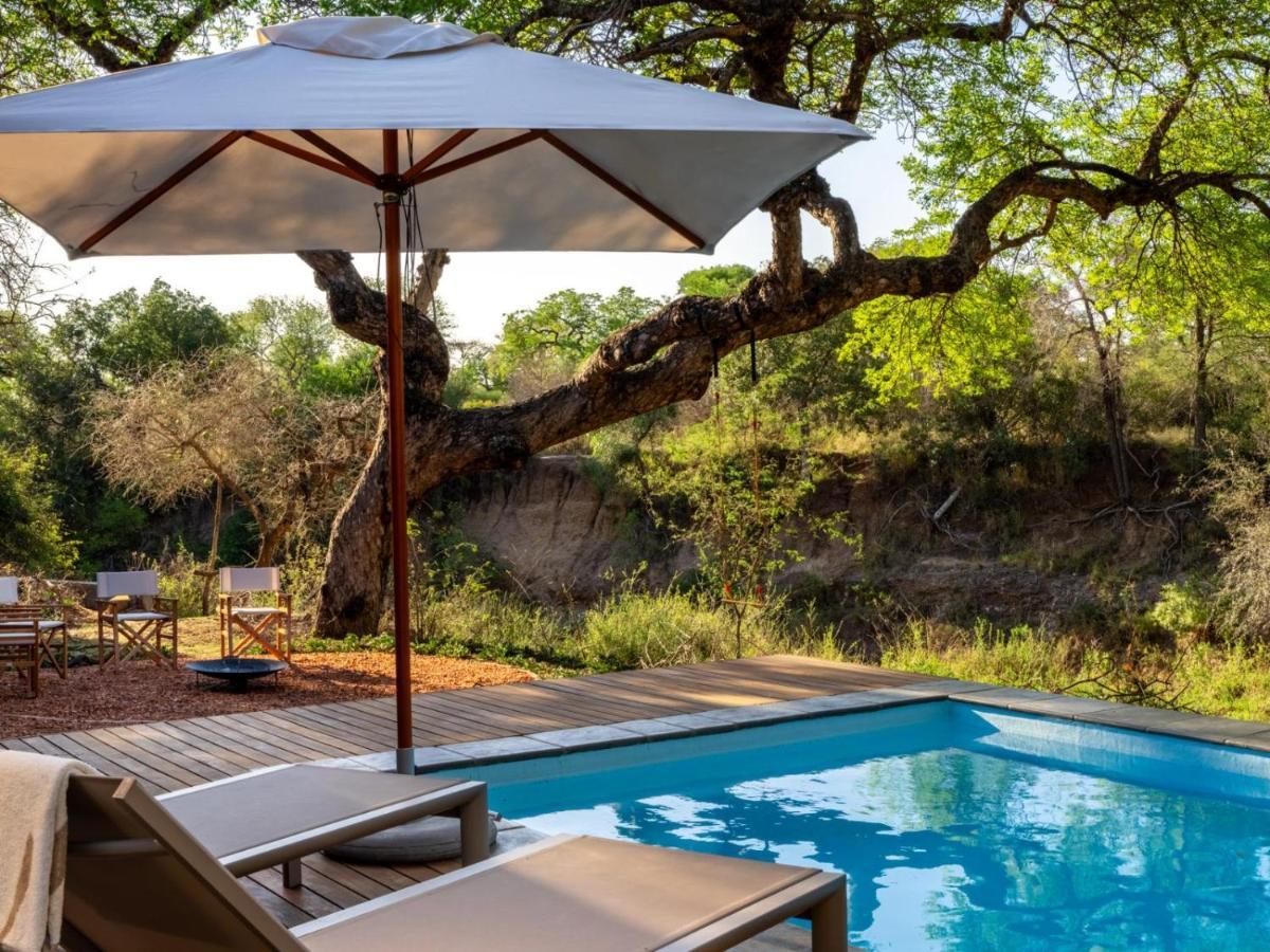 Nomads Den Private Villa With Heated Pool On Hoedspruit Wildlife Estate Riverbed Extérieur photo