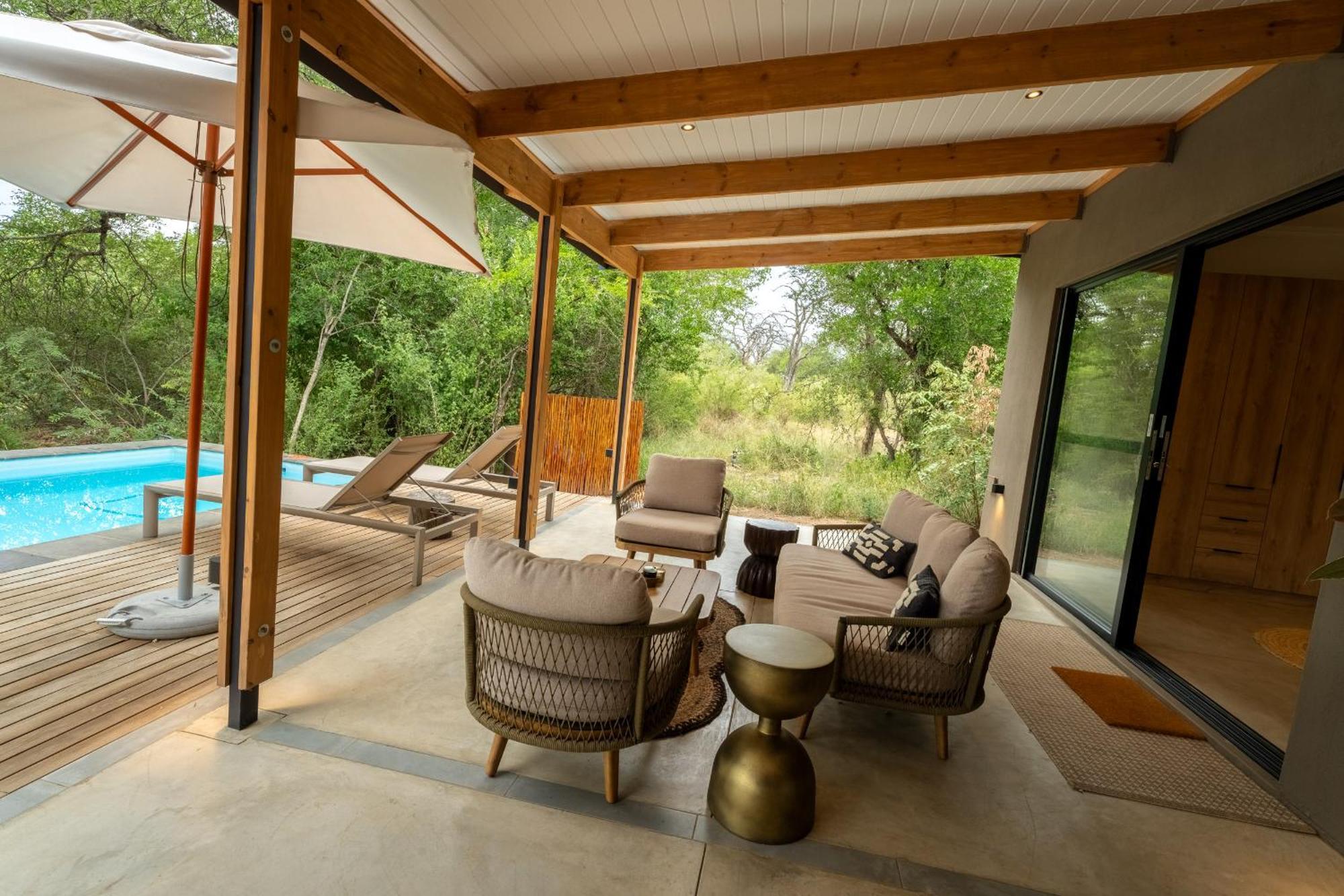 Nomads Den Private Villa With Heated Pool On Hoedspruit Wildlife Estate Riverbed Extérieur photo